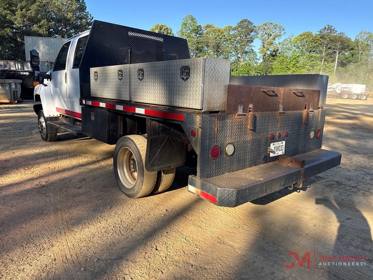 2006-chevrolet-kodiak-c5500-image-4