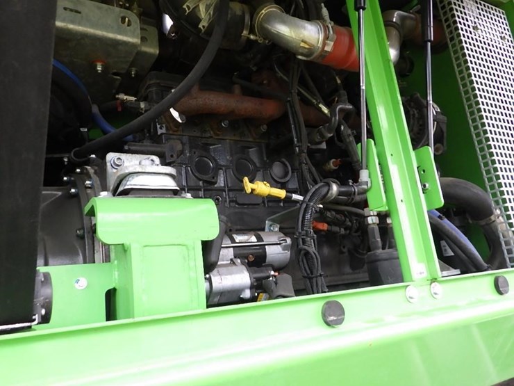 sennebogen-738e-tree-handler-image-23