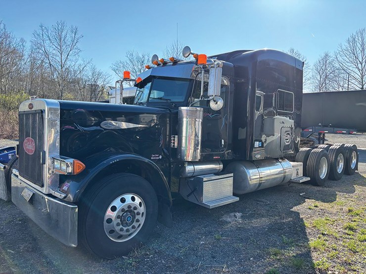 2006-peterbilt-379-image-1