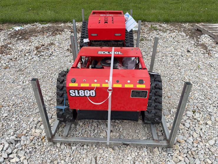 2026-mms-ms800-tracked-mower-image-4