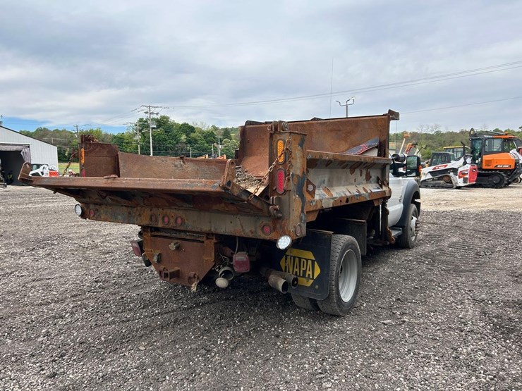 ford-f550-image-4