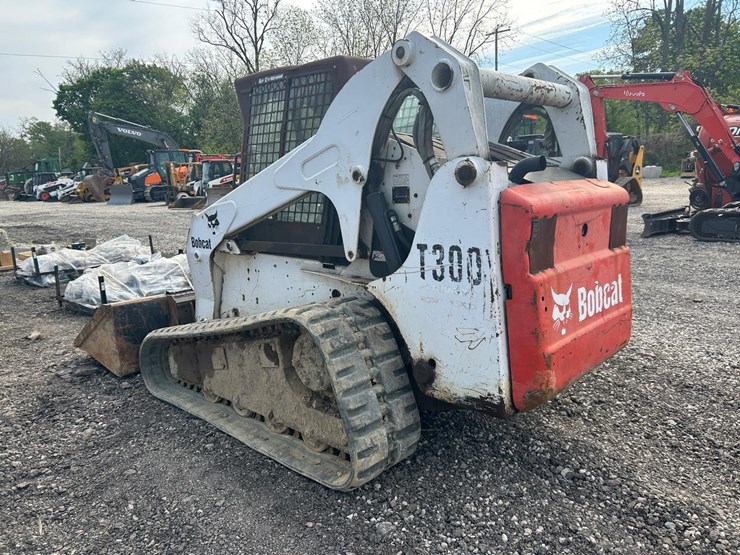 bobcat-t300-image-2
