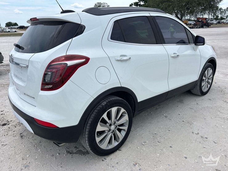 2017-buck-encore-suv-image-3