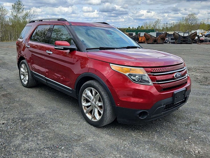 2015-ford-explorer-image-6