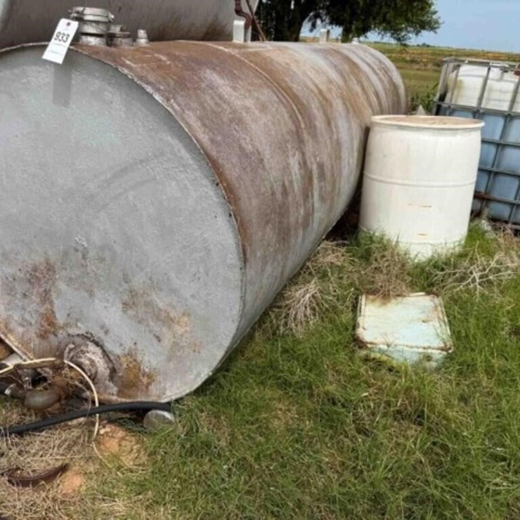 1000 Gallon Fuel Tank