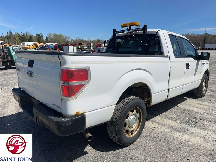 2014-ford-f150-xl-image-5
