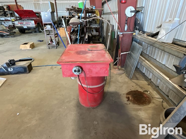 mc-parts-cleaning-table-image-7