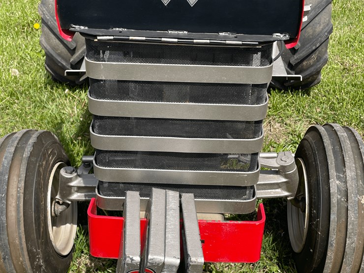1976-massey-ferguson-10-image-11