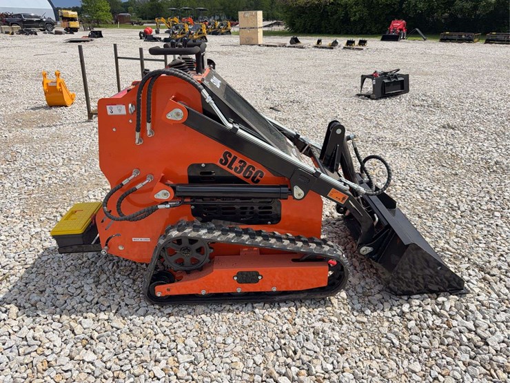 2026-mms-ms36c-mini-skid-steer-image-6