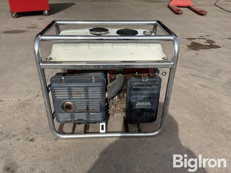 honda-em3000-generator-image-6
