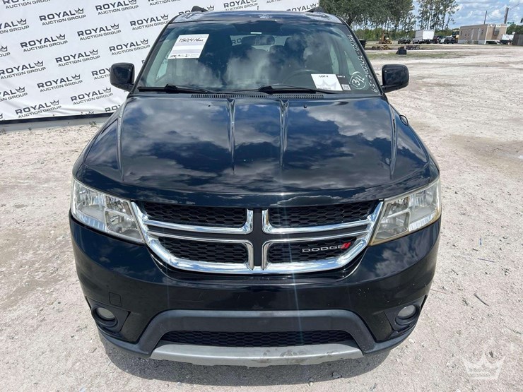 2015-dodge-journey-image-24