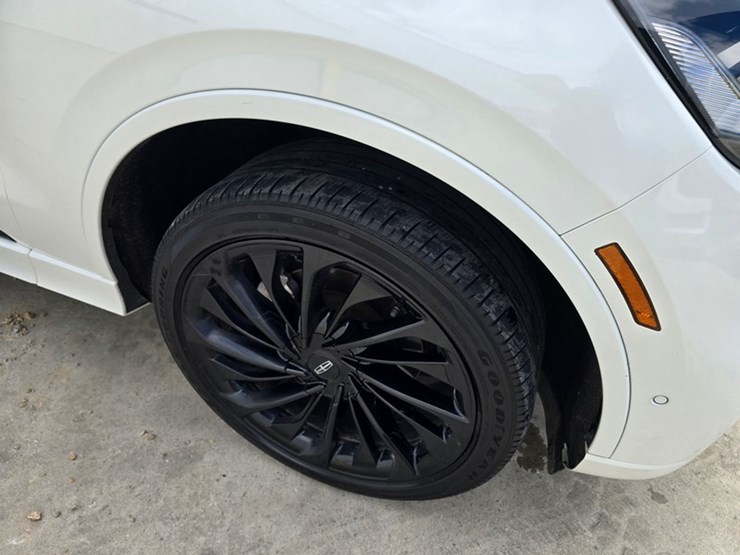 2024-lincoln-aviator-image-9