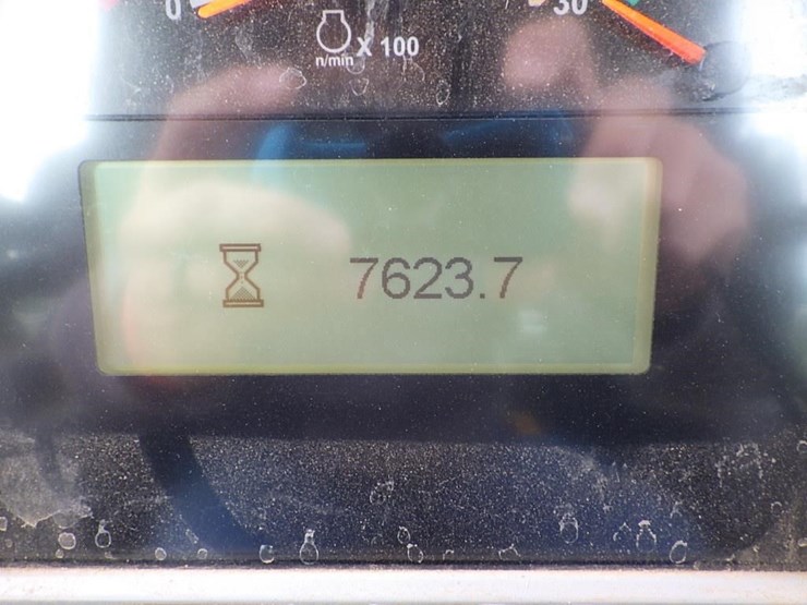 2011-caterpillar-d7e-image-48
