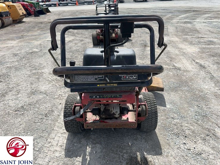 toro-proline-30317-commercial-walk-behind-mower-image-6