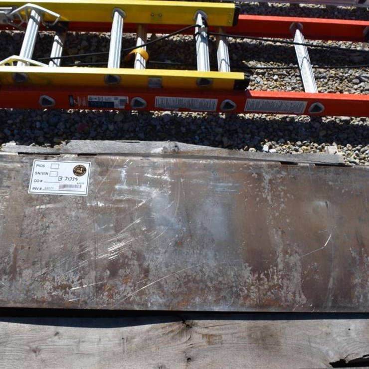 SKID STEER PLATE 44976