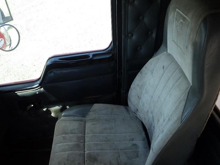 1999-kenworth-t800-image-70