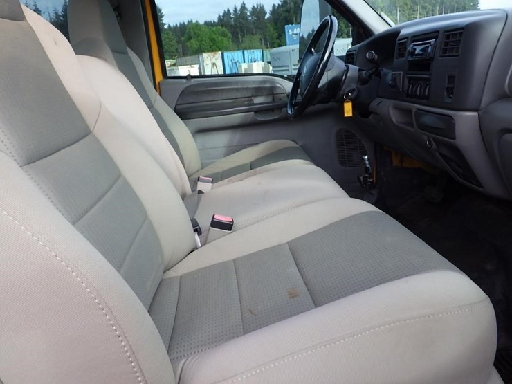 2009-ford-f650-image-32