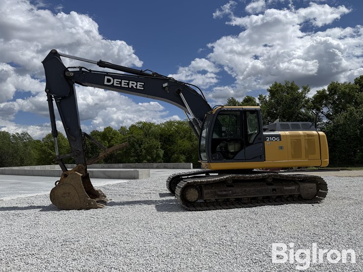 2012-deere-210g-lc-image-8