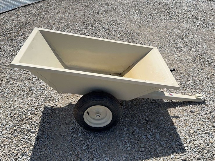 international-harvester-decal-dump-lawn-cart-image-2