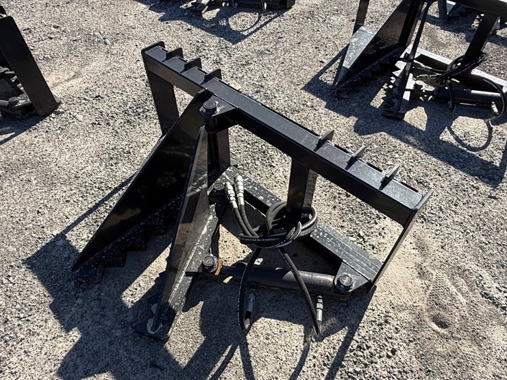 #2085-•-unused-jct-skid-steer-tree-puller-inv#-47099-image-1