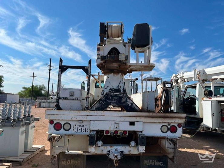 2011-international-workstar-7300-image-22