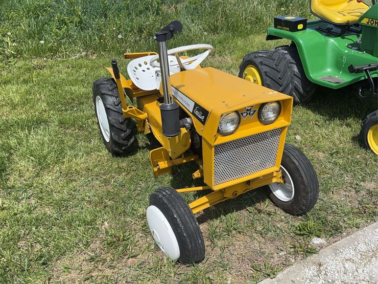 massey-ferguson-executive-image-7