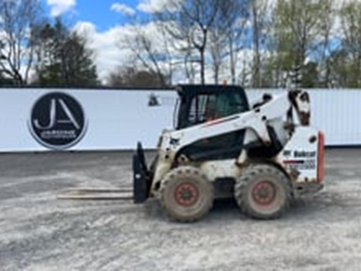 2012-bobcat-s650-image-9