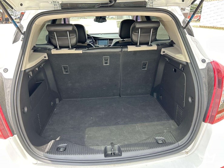2017-buck-encore-suv-image-24