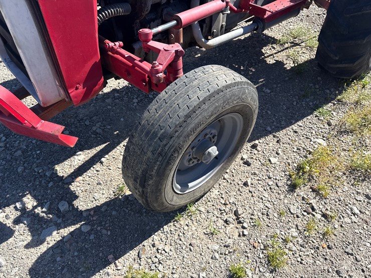 massey-ferguson-230-image-18