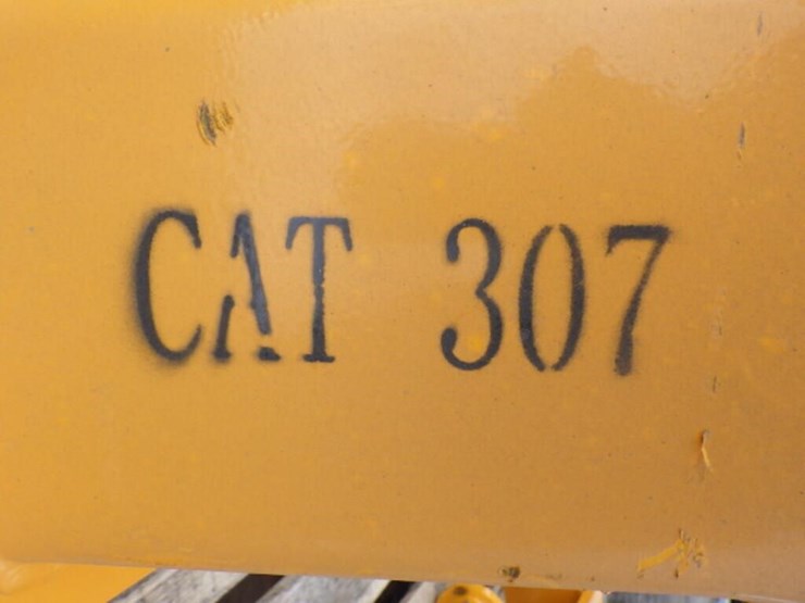 caterpillar-307-image-5