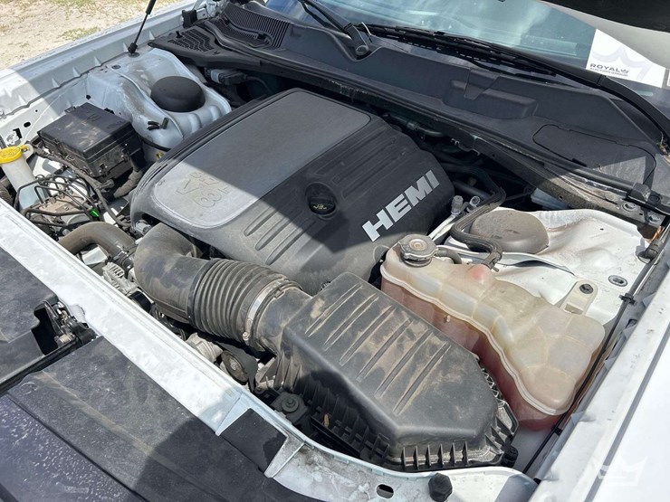 2023-dodge-challenger-coupe-image-9