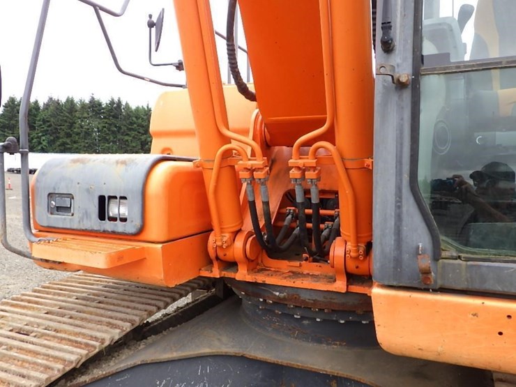 doosan-dx225-lc-3-image-11