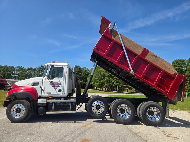 #24354-•-2002-mack-cv513-granite-dumptruck-image-28