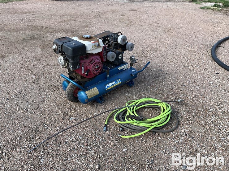 puma-puk-8008g-portable-air-compressor-image-3