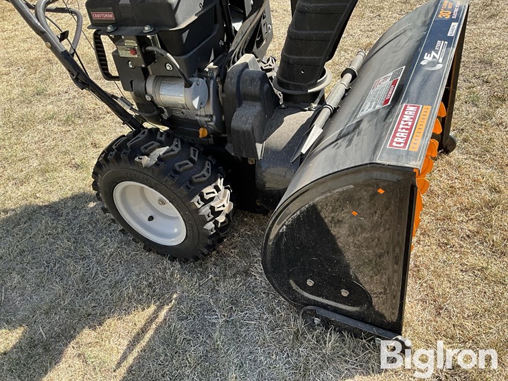 craftsman-30”-self-propelled-snowblower-image-17