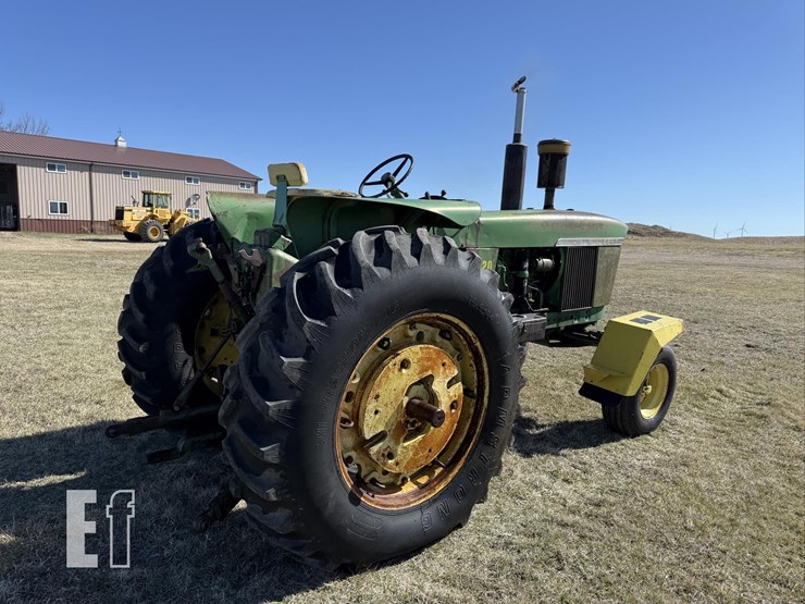 john-deere-4020d-image-3