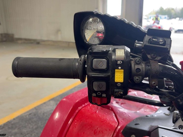 2015-honda-trx500fe-image-9