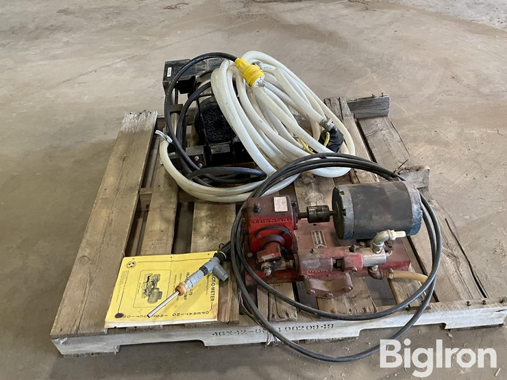 john-blue-21630-&-inject-o-meter-fertigation-pumps-image-8