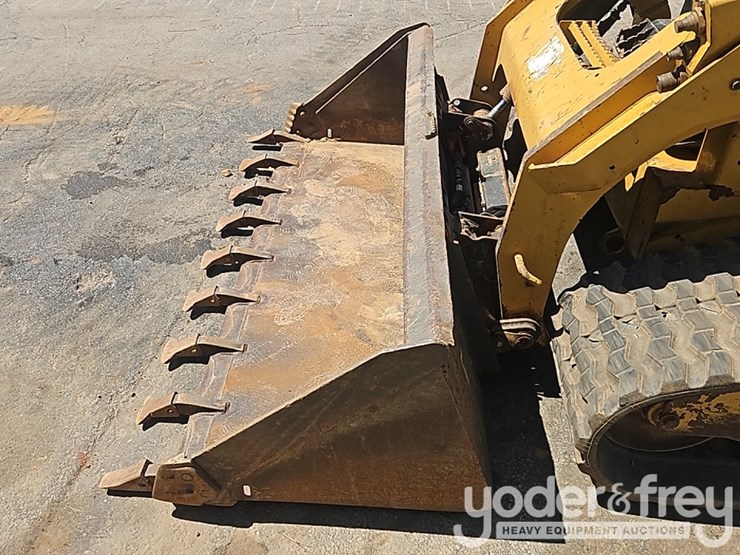 2019-caterpillar-289d-image-14