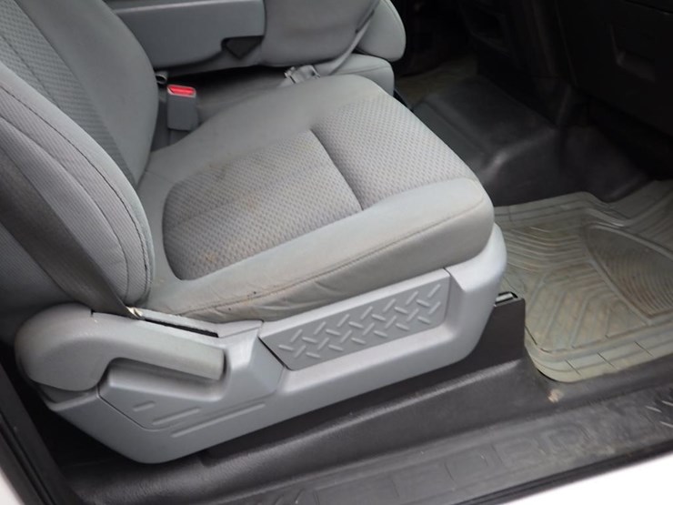 2013-ford-f150-image-25