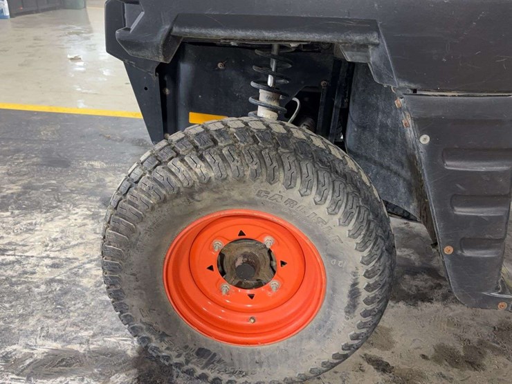 2011-bobcat-3200-image-11