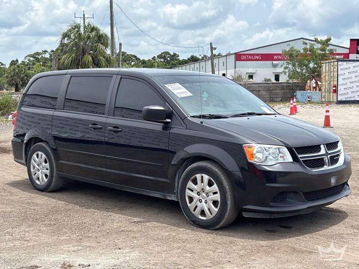 2017-dodge-grand-caravan-image-2