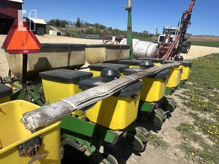 1996-john-deere-1750-image-11