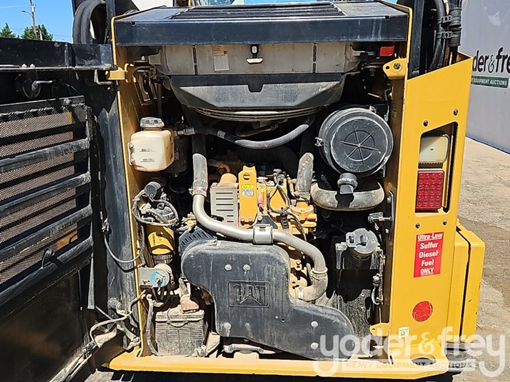 2023-caterpillar-259d3-image-25