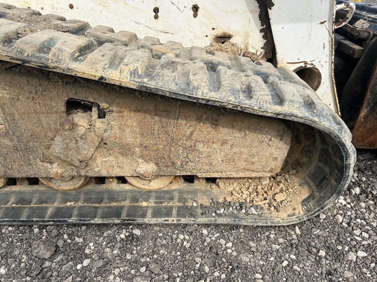 bobcat-t300-image-14