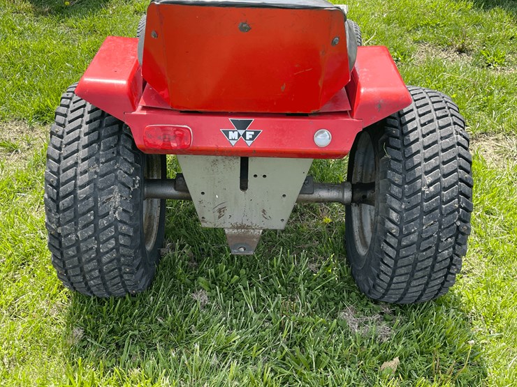 1972-massey-ferguson-12-image-25