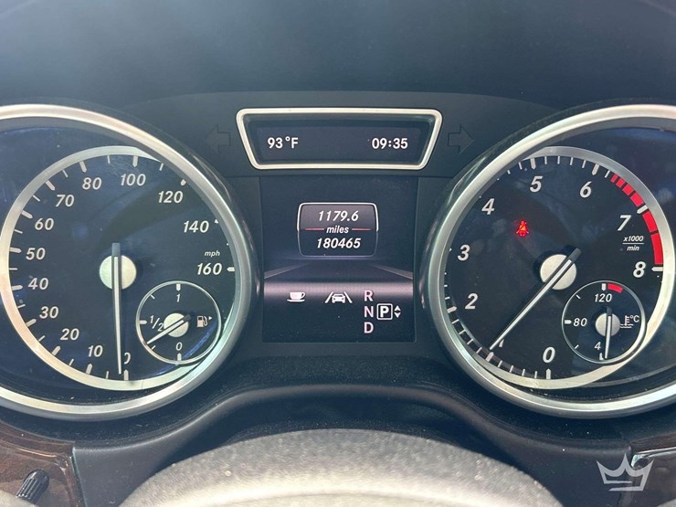 2013-mercedes-benz-gl450-image-16