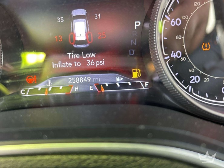 2019-jeep-cherokee-image-6
