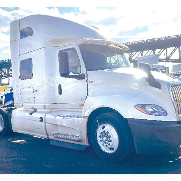 2019 INTERNATIONAL LT