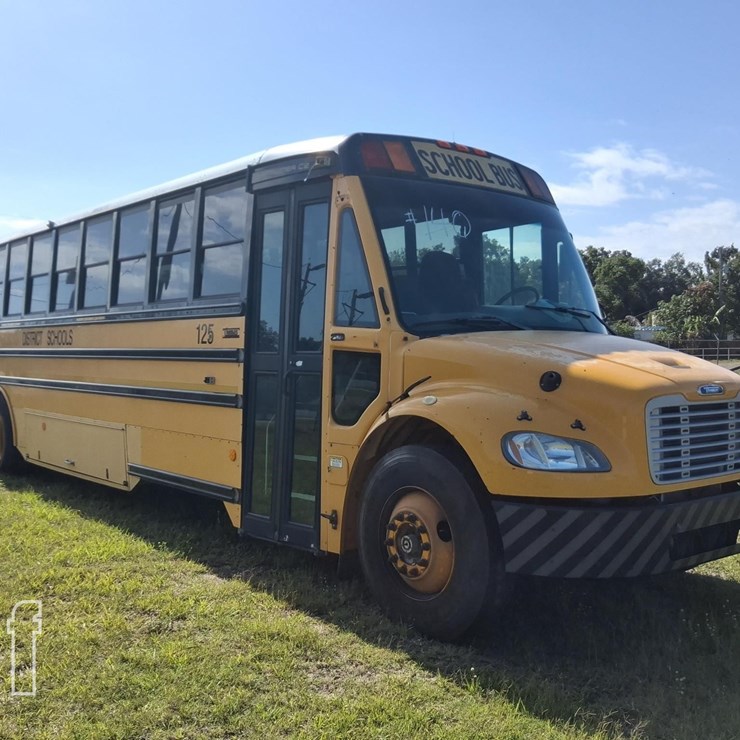 2014 THOMAS BUILT BUSES 341TS
